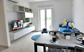 Margherita Apartment - Villaggio di Mary